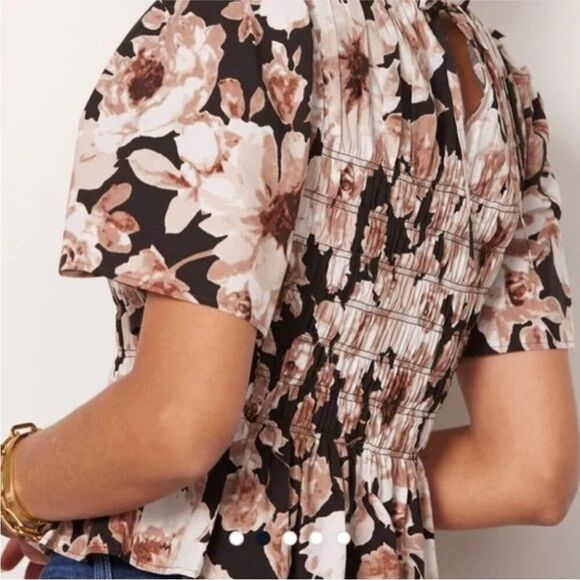 Rails Rosie Top Sepia Roses Smocked Black Dark Floral Blouse Small NWT - Picture 2 of 4